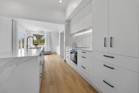 Saint Clair Stunner - Photo 5