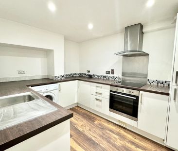 Fort Crescent, Margate, CT9 1HX, Kent - Photo 3