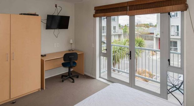 1 bedroom room with ensuite and shared facilities – options available $230 - $250 - Photo 1