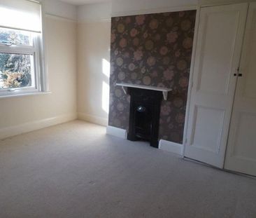 Bridge Road, Emsworth - Photo 1