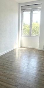 Location Appartement 2 pièces 38m² ST PRIEST EN JAREZ 42270 - Photo 3