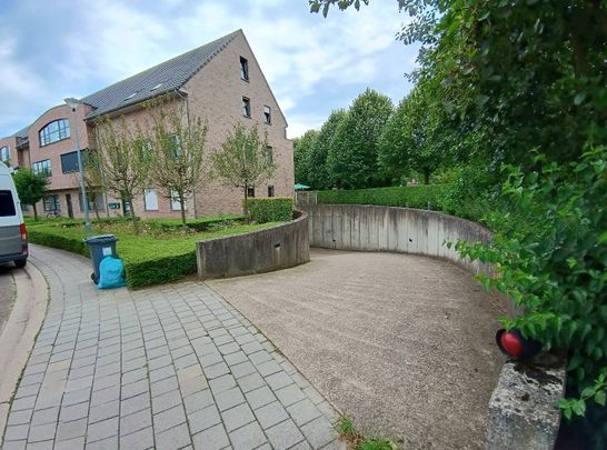 Rustig gelegen appartement met 2 slaapkamers en parking nabij het centrum van Geel ! – Verlinden Vastgoed - Foto 1