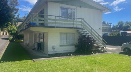 Tidy 1 Bedroom - Photo 3