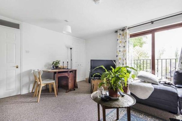 Green Ridges, Headington, OX3 - Photo 1