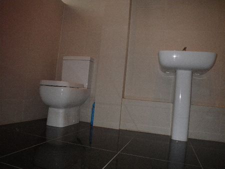 2 Bed Maisonette, Elmfield Way, CR2 - Photo 4