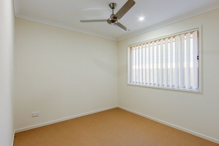 62 Colorado Street, Bahrs Scrub QLD 4207 - House For Rent | Domain - Photo 5