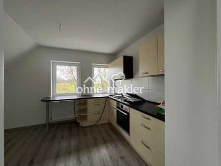 Ruhiges Haus mit großem Garten, Terrasse und Garage - Photo 4