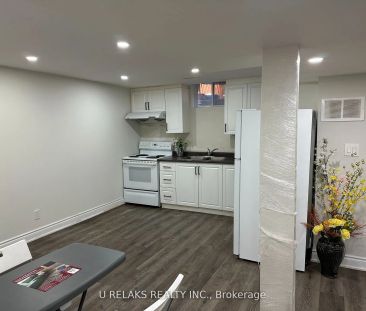 640 Farwell Crescent #Basement - Photo 6