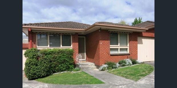 2/84 Rochester Road, Balwyn VIC 3103 - Apartment For Rent | Domain - Photo 1