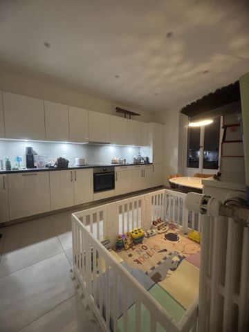 Beautiful 4-room apartment with garden level in the heart of Rive - Foto 2