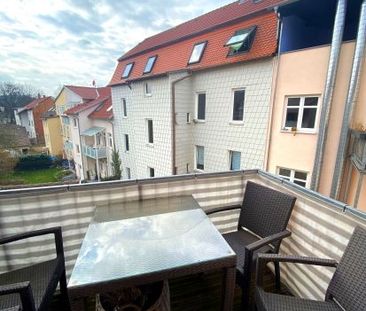 Möblierte geräumige 2-Raum-Wohnung mit ruhigen Balkon - Zentralgele... - Photo 1