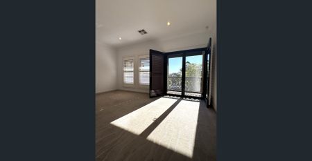 Exceptional Luxury Overlooking North Adelaide Golf Course - Photo 3