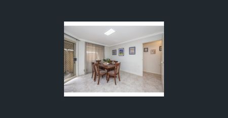 BEAUTIFULLY PRESENTED 3X2 HOME - Photo 4