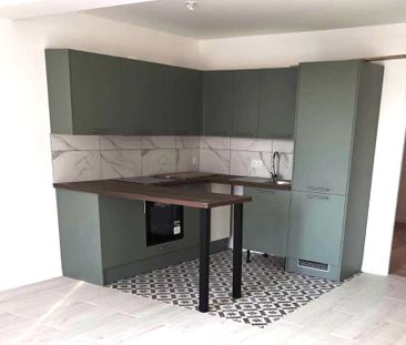 Location Appartement 3 pièces 63m² BOISSY ST LEGER 94470 - Photo 4