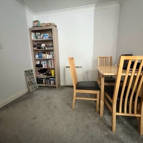 Peterhouse Close - Photo 1