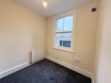 2 Bedroom Flat To Let - Photo 2