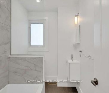 Semi-Detached Home For Lease | C8121744 - Photo 6