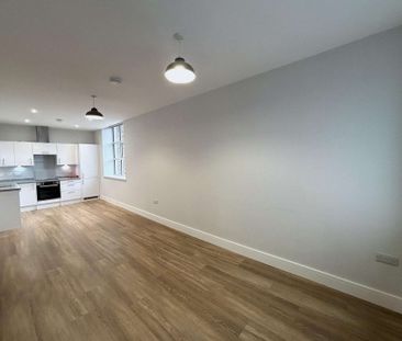 1 bedroom second floor apartment in York city centre - Photo 1