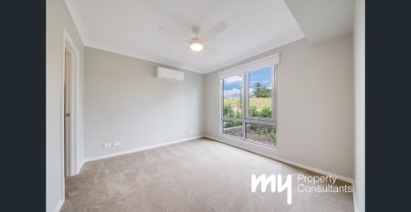 Modern lifestyle blends comfort with eco-conscious living! - Photo 3