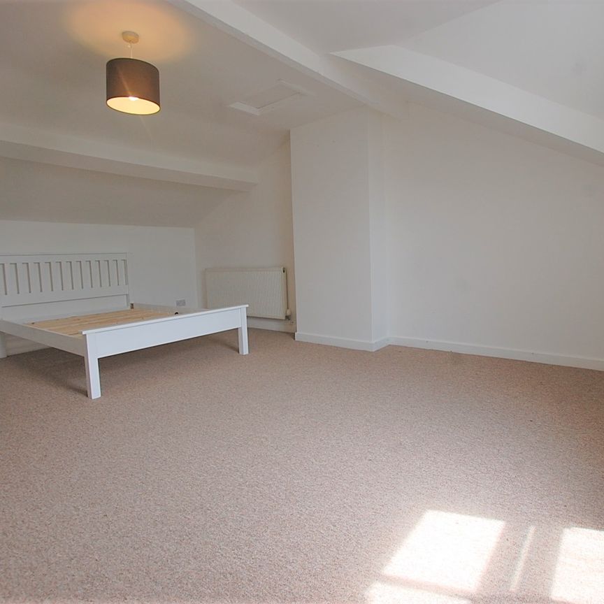 Flat A, 23 Christleton Road, Chester - Photo 1