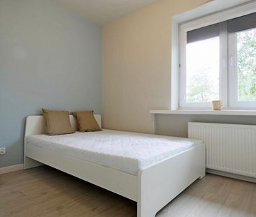 Mieszkanie do wynajęcia - Warszawa, Jaworzniaków - Zdjęcie 2