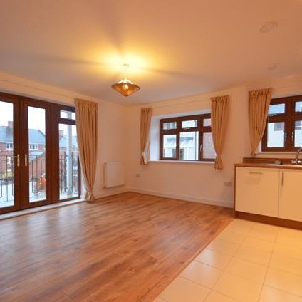 Beaumanor House, Flowers Avenue, Ruislip, HA4 - Photo 1