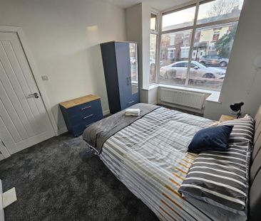 Tonge Moor Road, Bolton - Photo 6