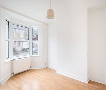 Vernon Road, E15 - Photo 1