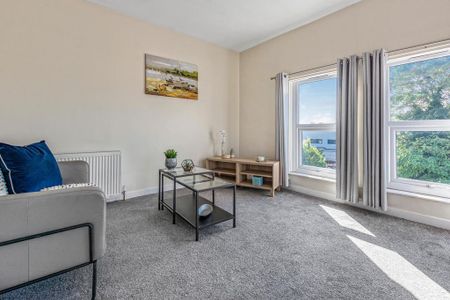 1 bedroom flat to rent - Photo 2