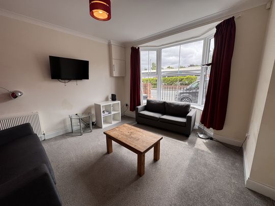 Hull Road, Tang Hall - P2105 - Photo 1