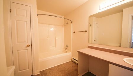 Hester & Church - Photo 3