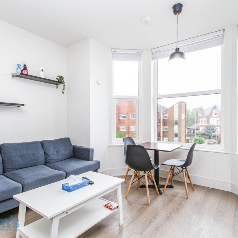 3 bed Apartment for Rent - Photo 1