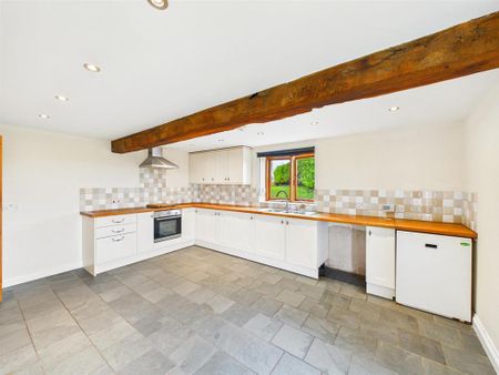 3 bedroom barn conversion to rent - Photo 5