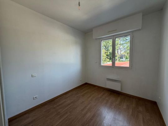 Location Appartement 3 pièces 45m² STE GENEVIEVE DES BOIS 91700 - Photo 1
