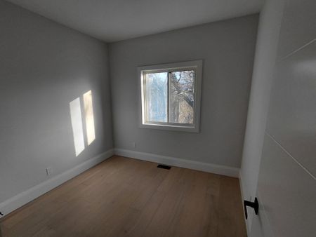 For Lease - 3 Marina Avenue, Toronto, Ontario - Photo 5