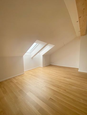 Erstbezug nach Neubau! Sehr helle und freundliche 4-Zimmer-Dachgeschoss-Wohnung mit Wintergarten in Holzkirchen - Foto 5