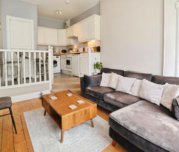 1 bedroom flat to rent - Photo 2