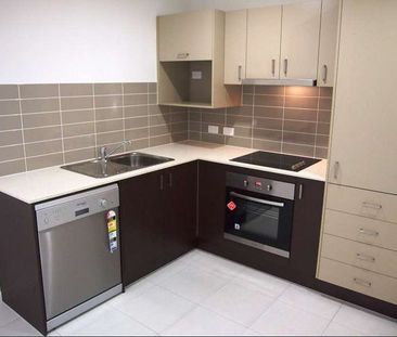 U 2, 34 Basalt Street, Caboolture QLD 4510 - House For Rent | Domain - Photo 3