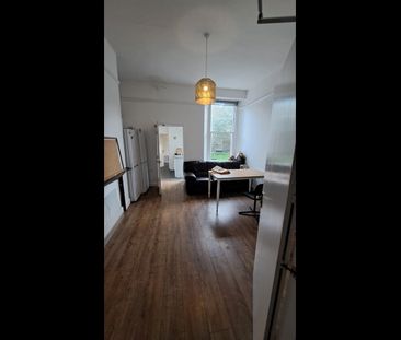 Room in a Shared House, Chesterfield Road, BS6 - Photo 1