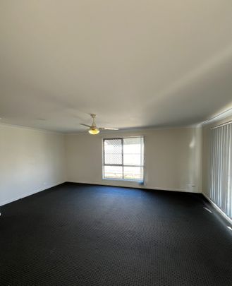 13 ELVINA STREET, Deeragun QLD 4818 - House For Rent | Domain - Photo 1