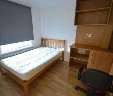 Sadler Court, Hulme, Manchester, M15 - Photo 4