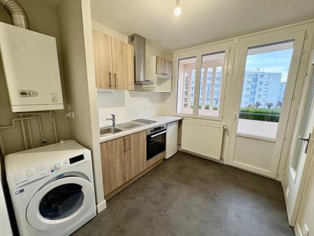 APPARTEMENT T1 E/SOL A LOUER A ROANNE - HOPITAL - Photo 4