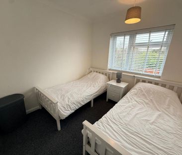 2 bedroom terraced house to rent - Photo 6