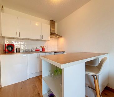 Location Appartement 2 pièces Meublé 35m² AJACCIO 20000 - Photo 4