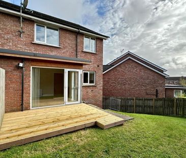 2 Rockfield Close, - Photo 6