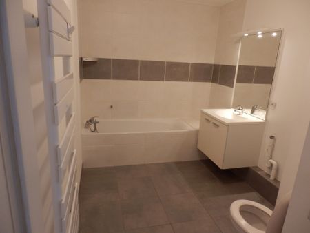 Location Appartement 2 pièces 51m² STRASBOURG 67100 - Photo 4