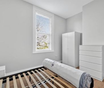 Apt 3, 56 Myrtlefield Park, Belfast, BT9 6NF - Photo 5