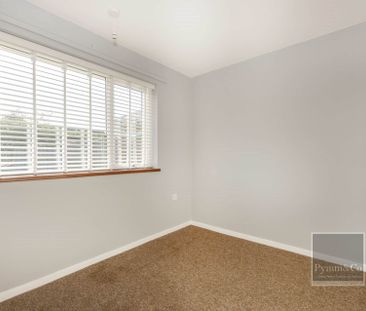 Cavell Close, Swardeston - Photo 5