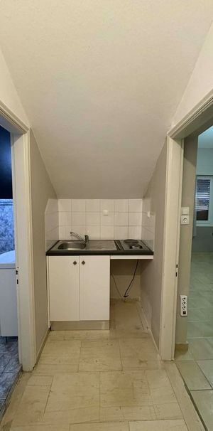 Studio/Γκαρσονιέρα για ενοικίαση - Ιωάννινα, - Φωτογραφία 1