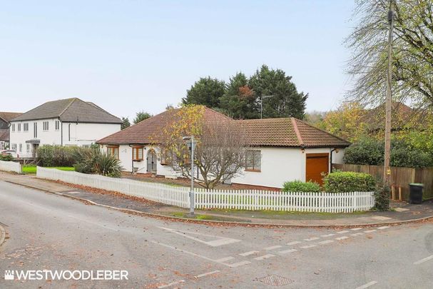 3 bedroom detached bungalow to rent - Photo 1